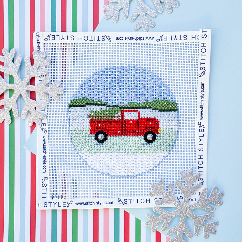 SS175 Red Truck with Christmas Tree