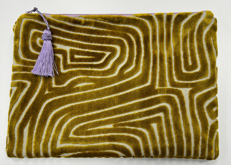 Anna Clutch with Tassel