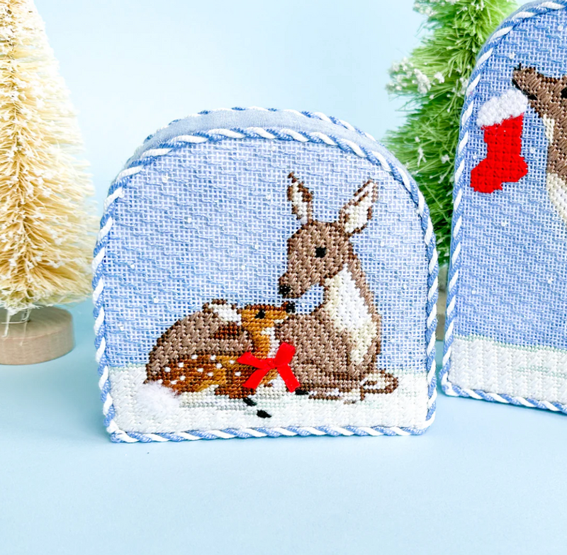 SS118 - Christmas Forest: Mother and Baby Deer