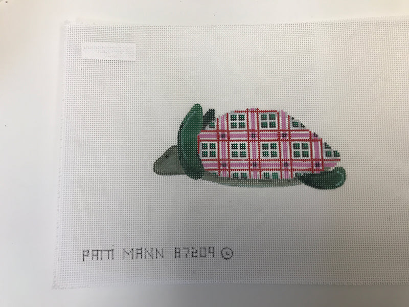 87209-MIN-turtle with plaid