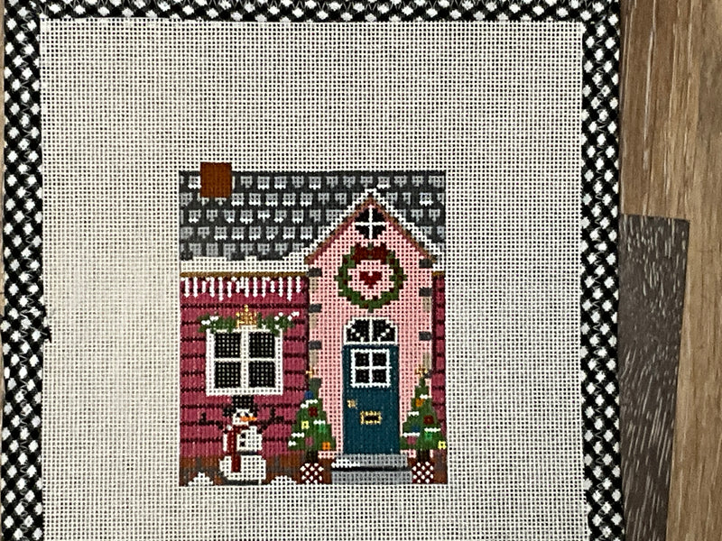 GE-TS100 Holiday House with Snowman