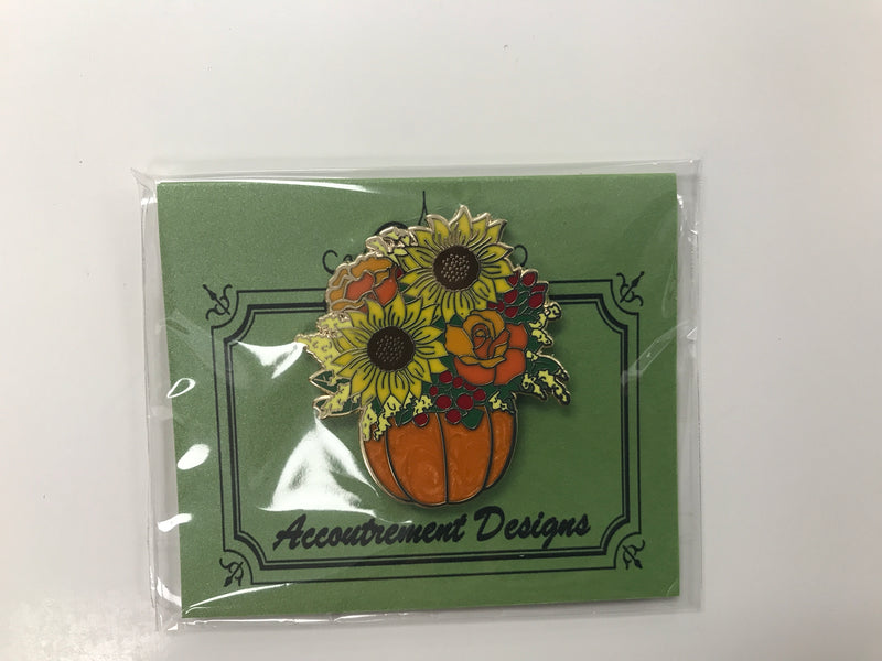 Accoutrement Designs Needleminder  Flowers in Pumpkin