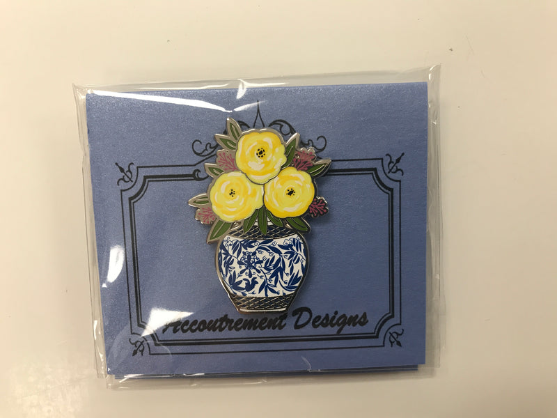 Accoutrement Designs Needleminder Yellow  Flowers  in Blue & White Vase