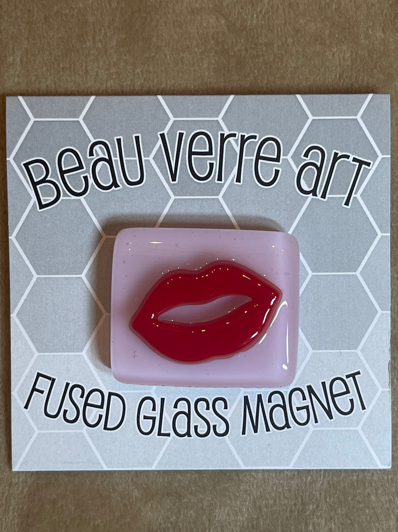 Beau Verre Art Fused Glass Needleminder Specialty Magnets