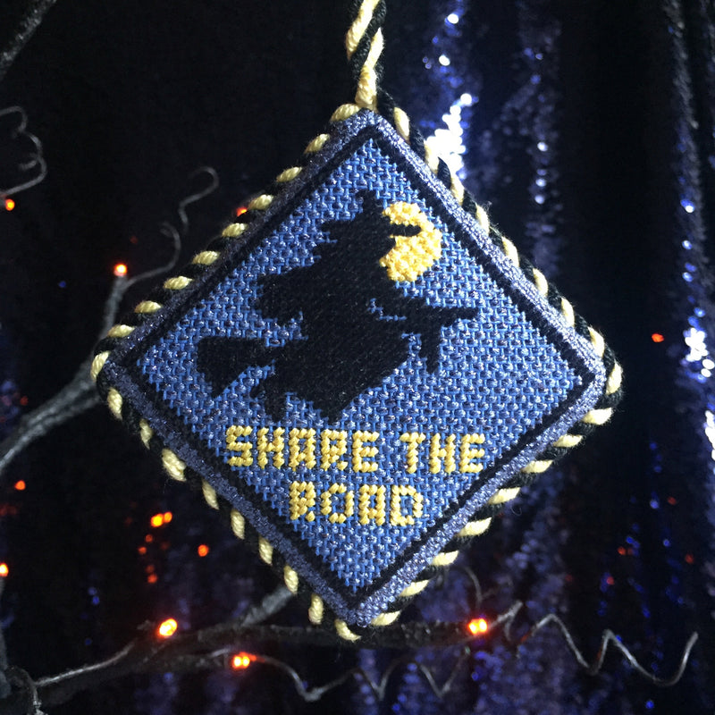 HSS-02 - WITCHES SHARE THE ROAD, ORNAMENT