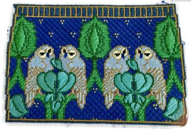Wg12118N Charles’ Blue Owls Needle Case