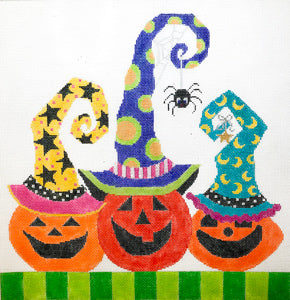 H-7 - Pumpkin Trio with Spider